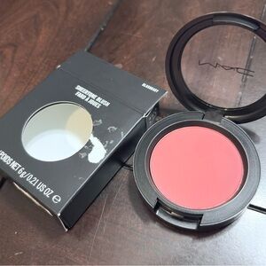 MAC Cosmetics Sheertone Powder Blush — Blushbaby BNIB 2+item BUNDLE=15% OFF